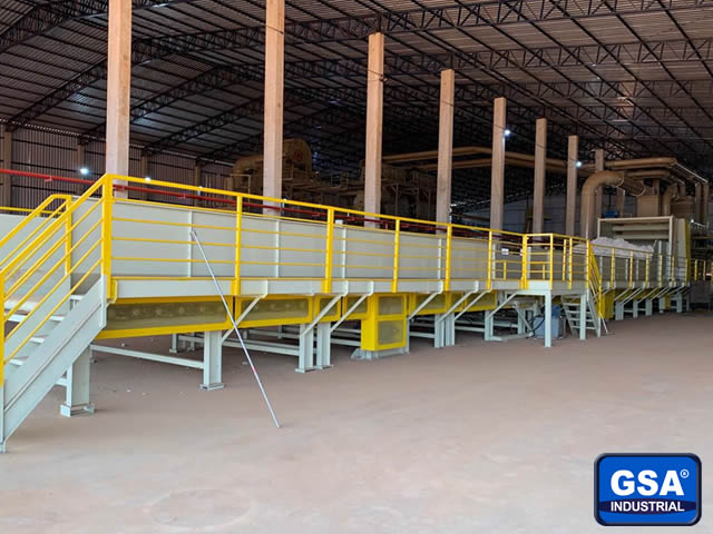 GSA Industrial: Abridor de fardos, piranha, caixa de alimentação em Sinop MT